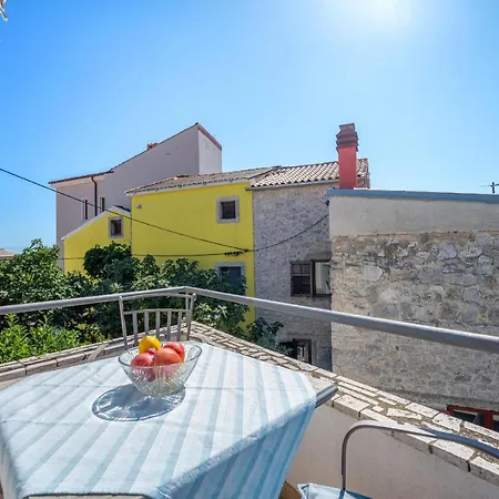 Casa Lorenzo *