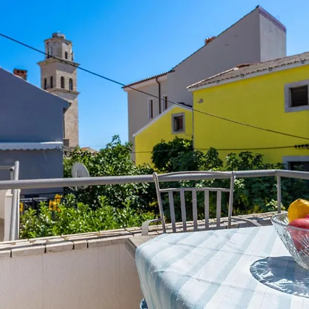 Casa Lorenzo *