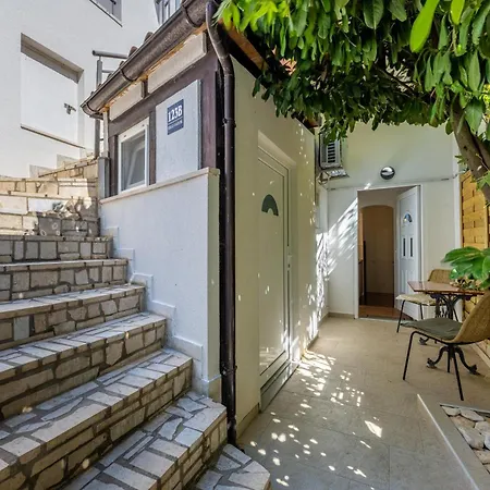 Casa Lorenzo *