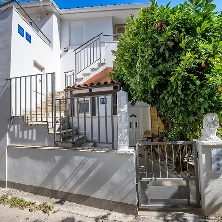 Casa Lorenzo דירה *